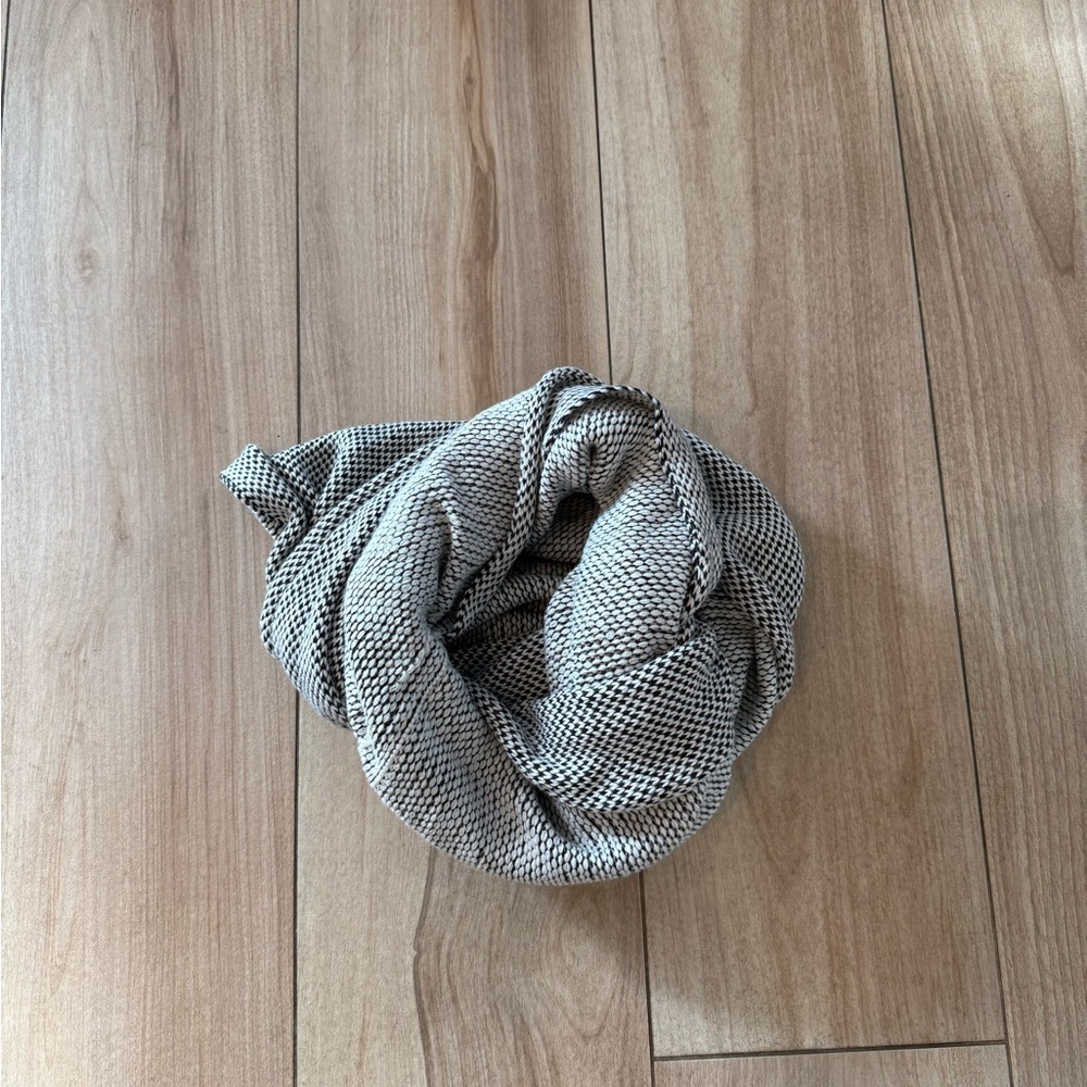 Cozy Black & White Knit Infinity Scarf